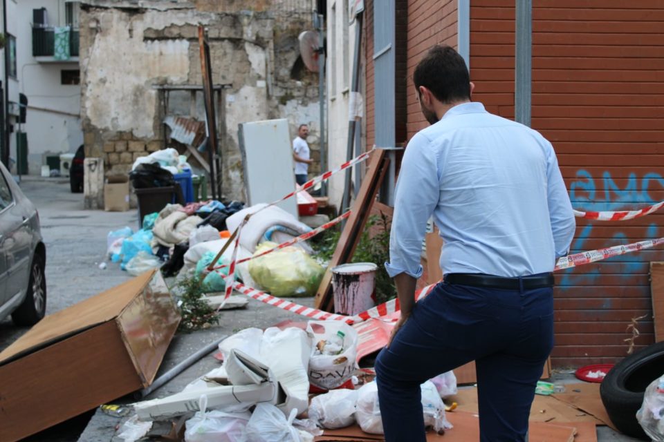 Fratelli d'Italia Acerra - centro storico discarica